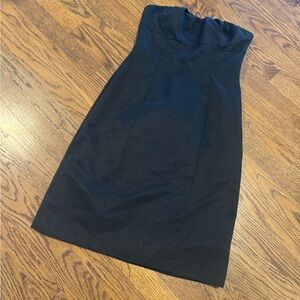 black dress size 6